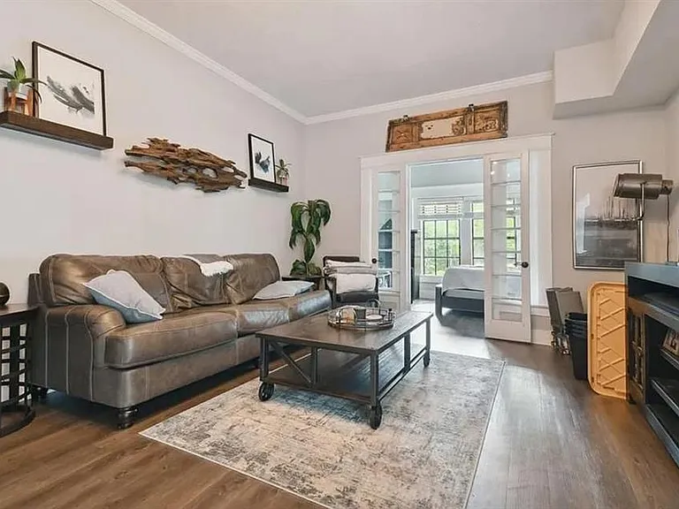 1020 S Rome Ave #2 — Photo 5