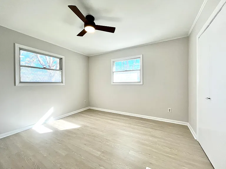 1727 Triangle Cir — Photo 28