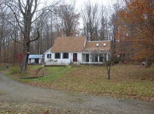 164 Old Ln, West Halifax, VT 05358