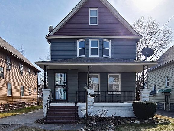 2nd image of 11908 Browning Ave