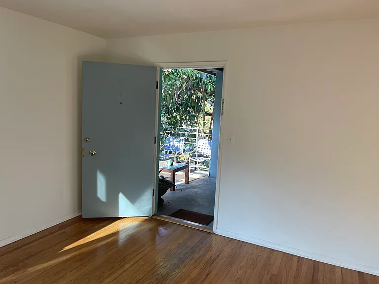 1477 Havenhurst Dr #2 — Photo 34