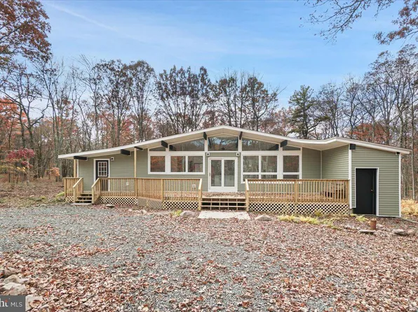 10 Cherry Ln, Jim Thorpe, PA 18229