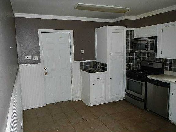 4th image of 5307 Aster St