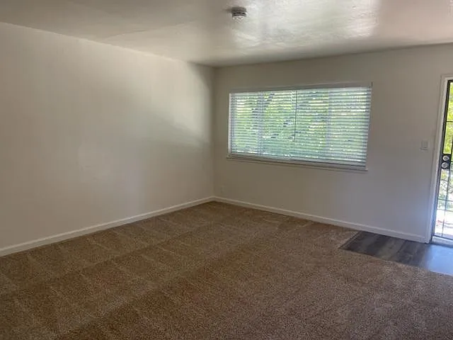 4770 Hamilton Ave #7 — Photo 6