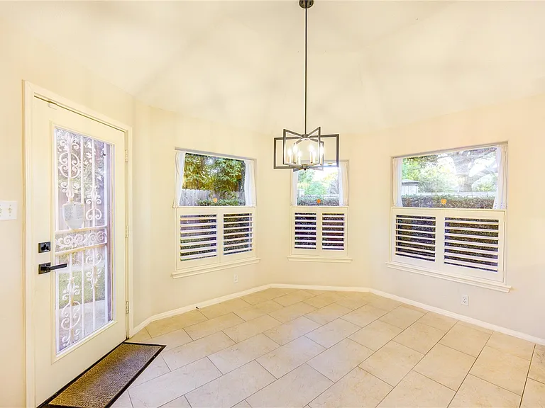 1231 Parkhaven Ln — Photo 20