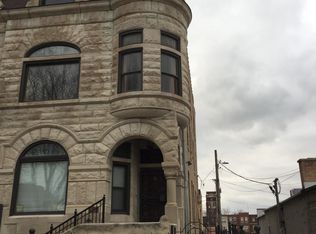 3910 S Prairie Ave #3, Chicago, IL 60653