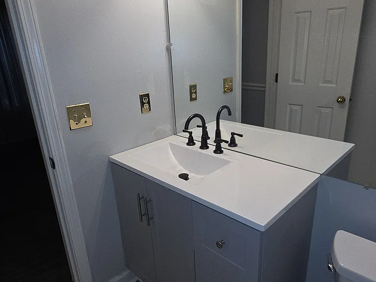 2637 Saint Charles Ln NW — Photo 7