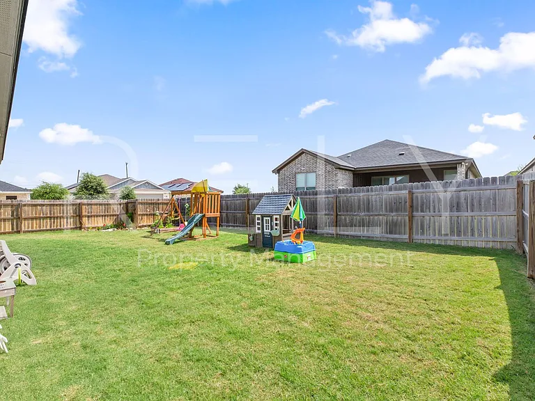 129 Seattle Slew Dr — Photo 46