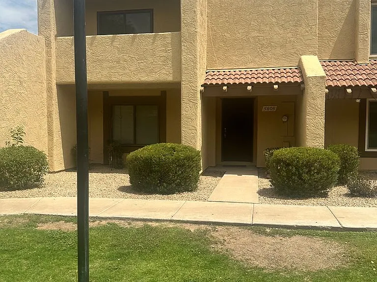 5805 W Evans Dr — Photo 2