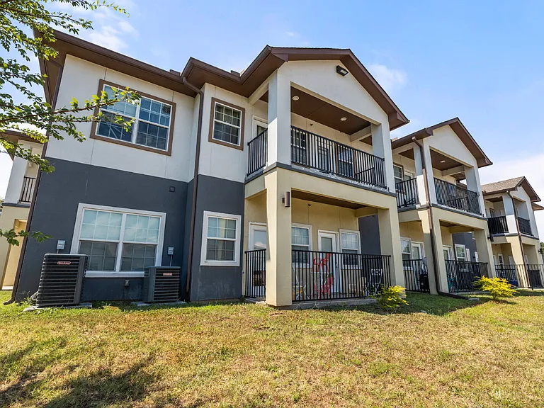 13601 Pinnacle Cir W #2103 — Photo 23