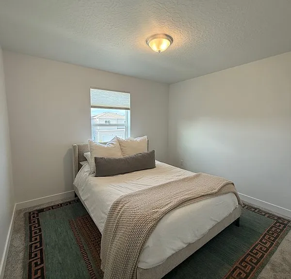 41 E Ferndell St — Photo 33