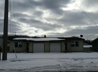 1924 30th St SW, Wyoming, MI 49519