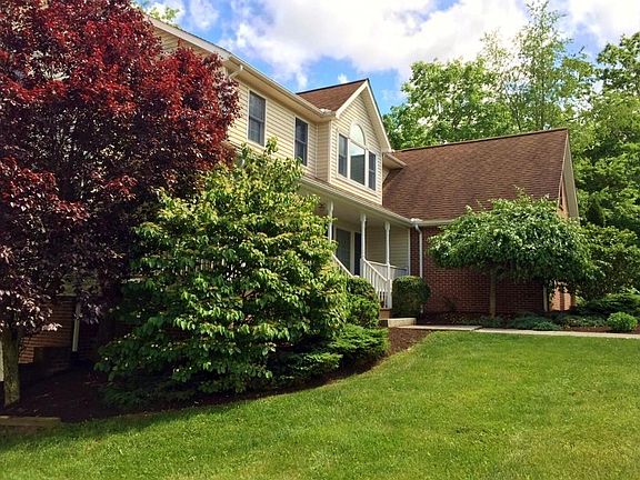 2nd image of 524 Lamplighter Dr