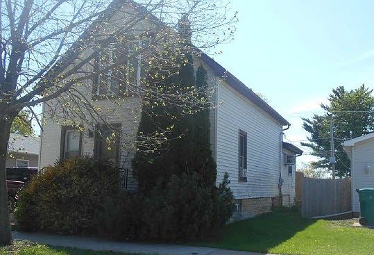 2nd image of 1315 Highland Ave