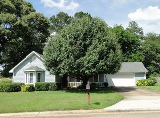 207 Morning Dove Ln, Warner Robins, GA 31088