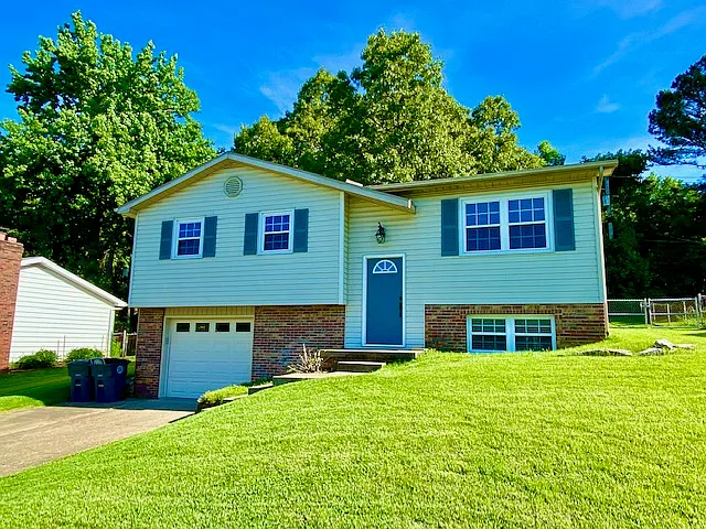 4917 Shady Ct photo 1