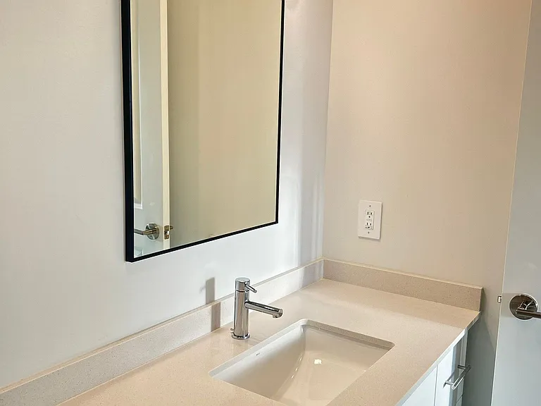 1333 Weber St E #905 — Photo 19