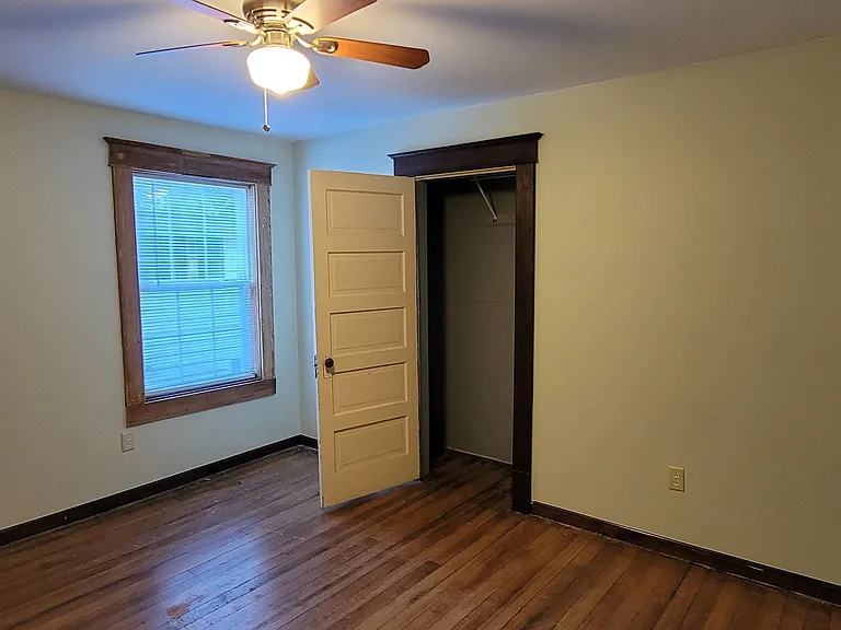 127 Diamond Ct — Photo 12