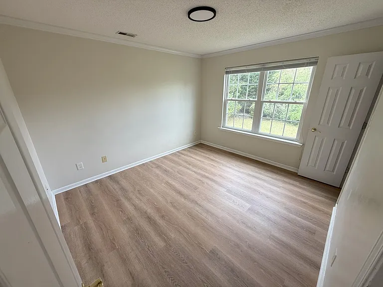 1958 Wilrose Pl — Photo 13