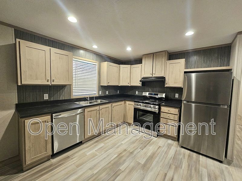 1st image of 725 S 12th St Lot 234