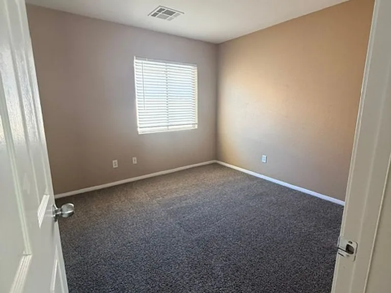 5172 Dillingham Dr — Photo 13
