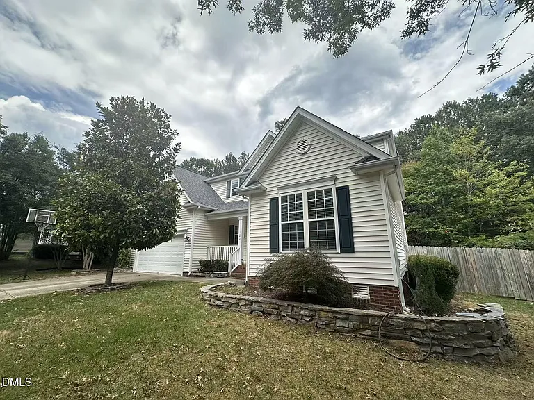 122 Trumbell Cir — Photo 2