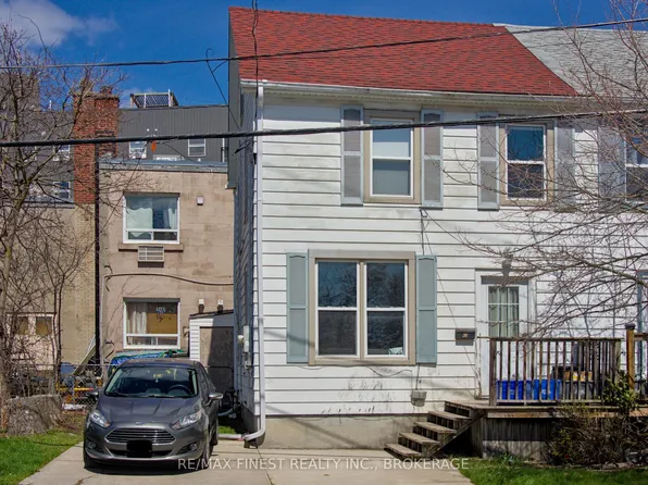 43 Durham St, Kingston, ON K7L 1J2