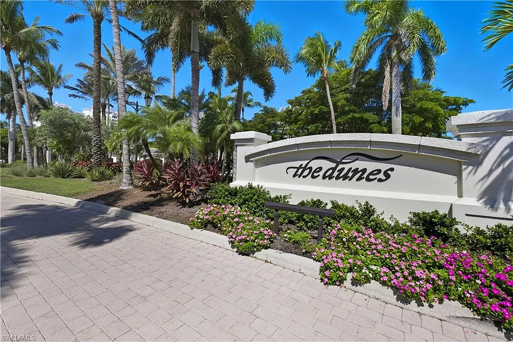 3 bed, 3.0 bath, 2748 sqft, $16,000 — Photo 1