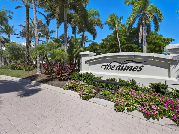 275 Indies Way APT 403, Naples, FL 34110
