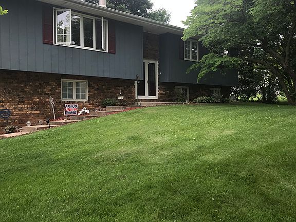 2nd image of 31 Meadowbrook Dr