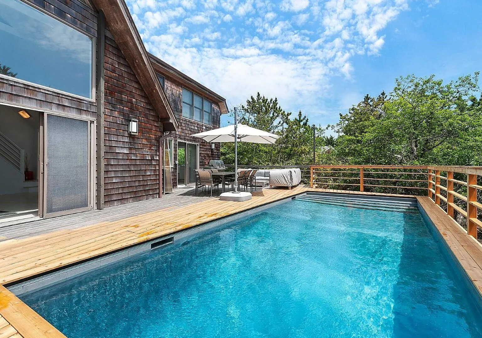Outdoor Dining & Entertaining Spaces, Expansive Deck, Ocean Beach — Photo 1