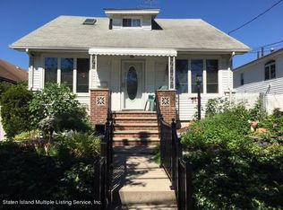 382 Ridgewood Ave, Staten Island, NY 10312