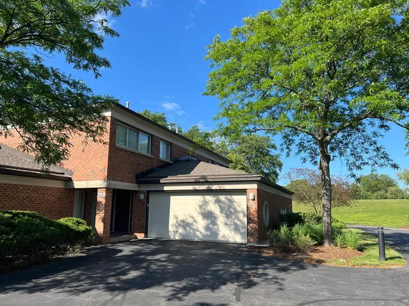 353 Milford Rd, Deerfield, IL 60015