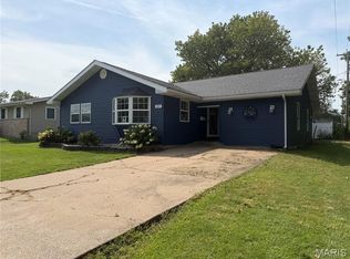 507 S 1st St, Owensville, MO 65066