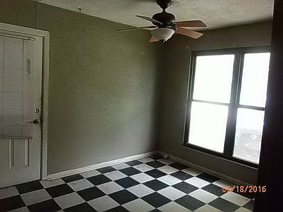 Extra Room