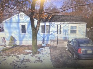 37496 Heroux St, Romulus, MI 48174