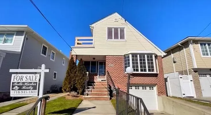 14510 Newport Ave photo 1