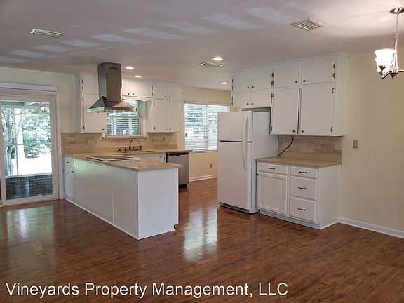 4th image of 4025 Ardara Dr