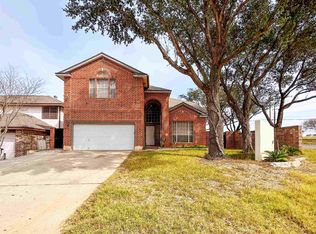 8901 Cornell Dr, Laredo, TX 78045