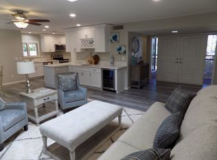 26010 S Lancewood Ct, Sun Lakes, AZ 85248