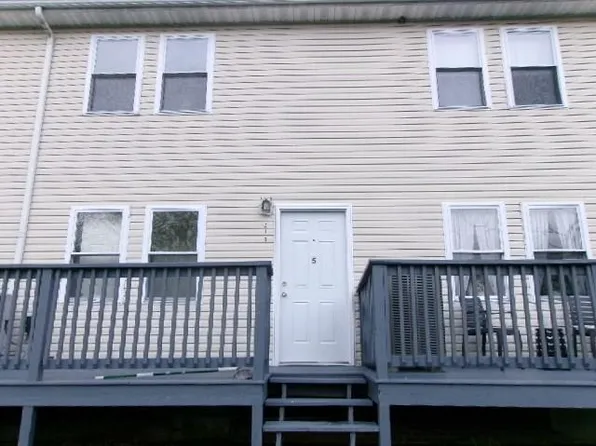 317 Stanaford Rd, Beckley, WV 25801