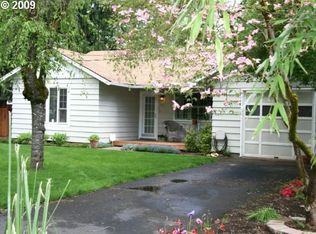 5973 SW Kennycroft Way, Lake Oswego, OR 97035