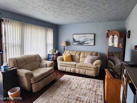3rd image of 5508 Kurt Dr