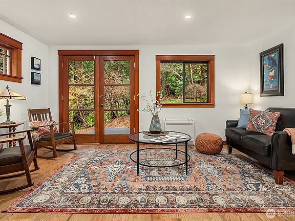 3rd image of 32218 NE 193rd Street