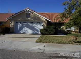 10460 Zinfandel Dr, Adelanto, CA 92301
