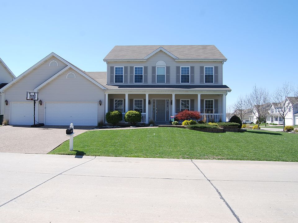 2nd image of 17 Mountain Laurel Dr