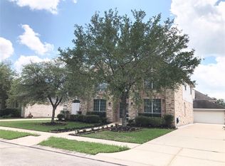 3808 Travis Lake Ct, Pearland, TX 77581