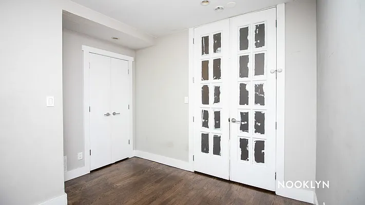 Rented by Nooklyn NYC LLC | media 18