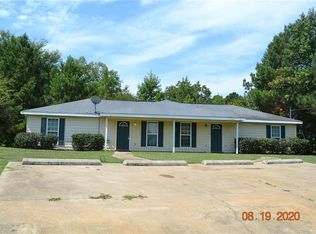 2 Crosswinds Rd, Phenix City, AL 36869