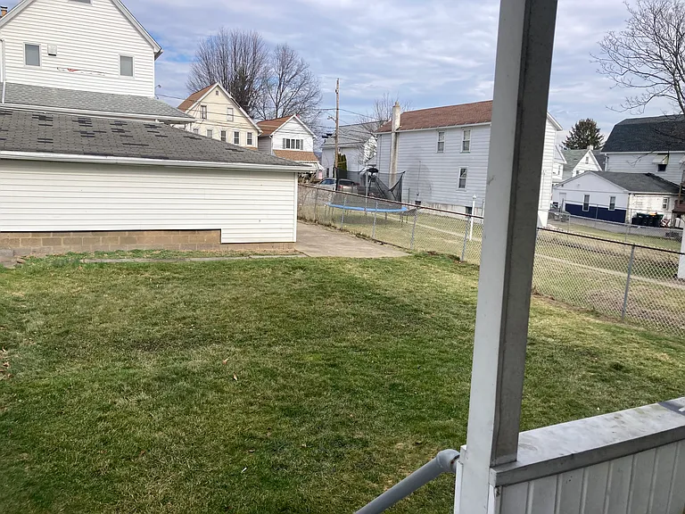 75 Pershing St — Photo 14
